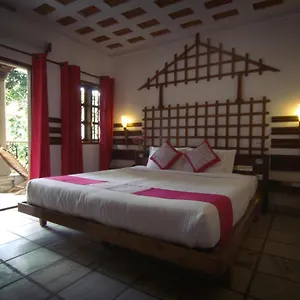 ** Hotel Ambadi India