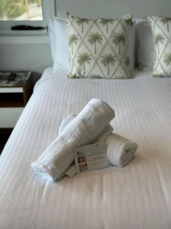 Saltwater Villas - Pet Friendly Accommodation Mooloolaba Australia